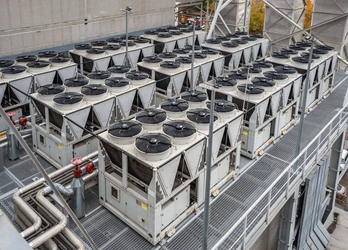 Chillers en azotea – INGCONFORT